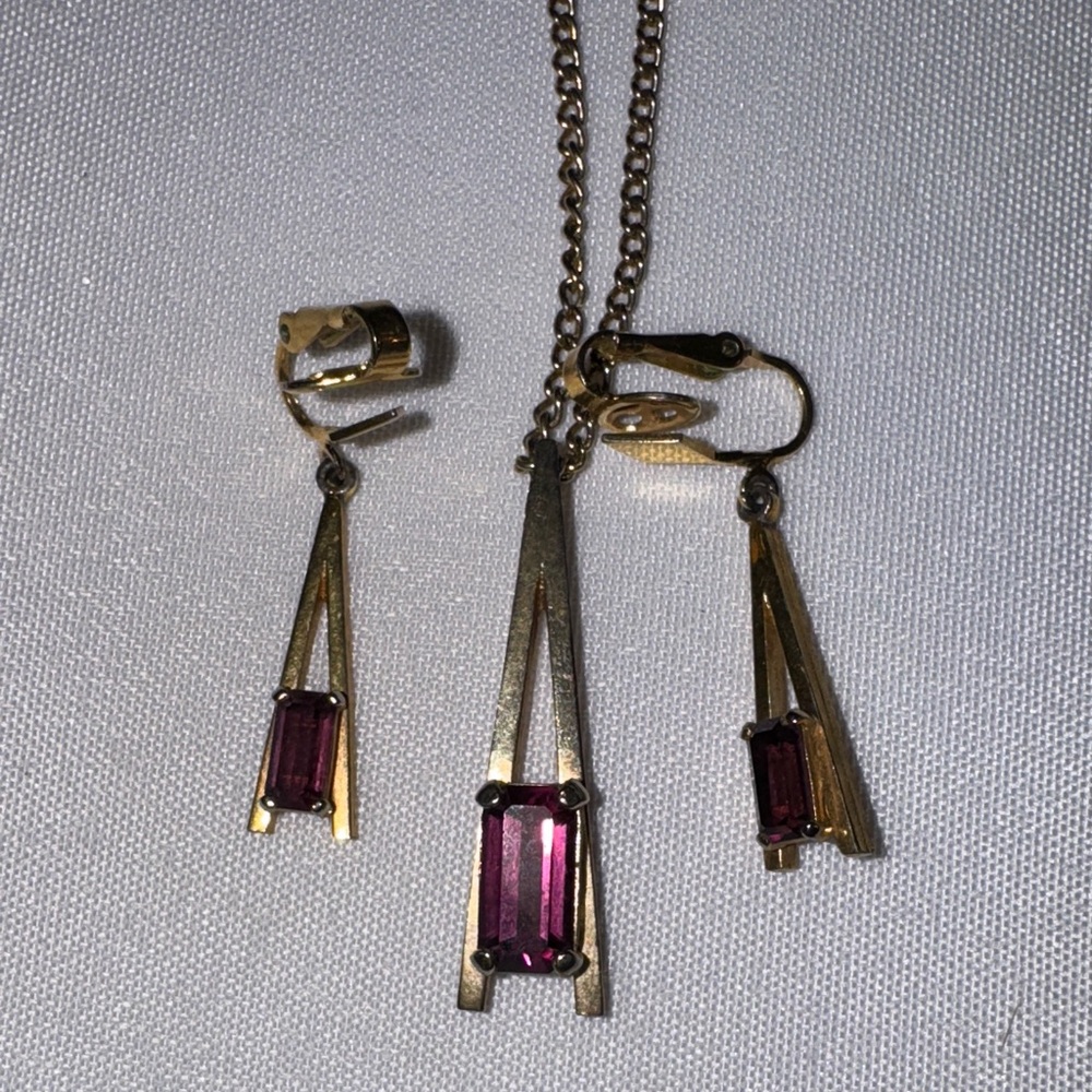 Vintage Avon Goldtone and Purple Jewelry Set